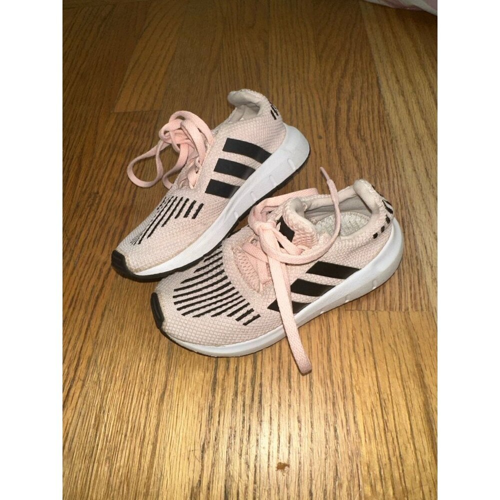 Adidas atheletic pink shoes